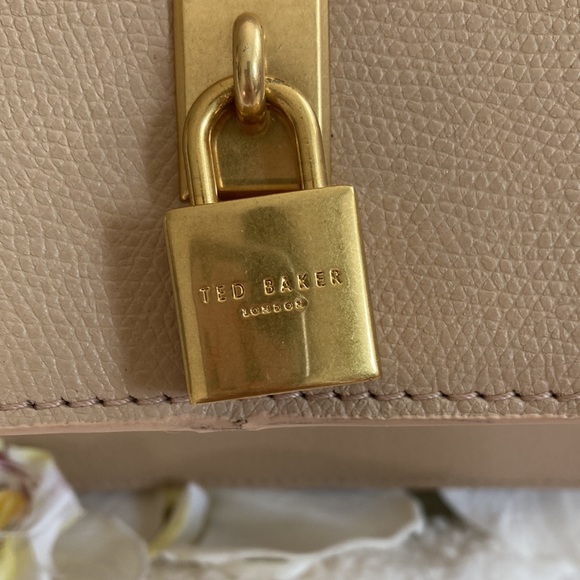 Ted Baker London - Picture 9 of 9